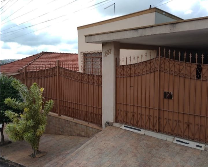 Casa Comercial - Venda - Vila Bela Vista - Itatiba - SP